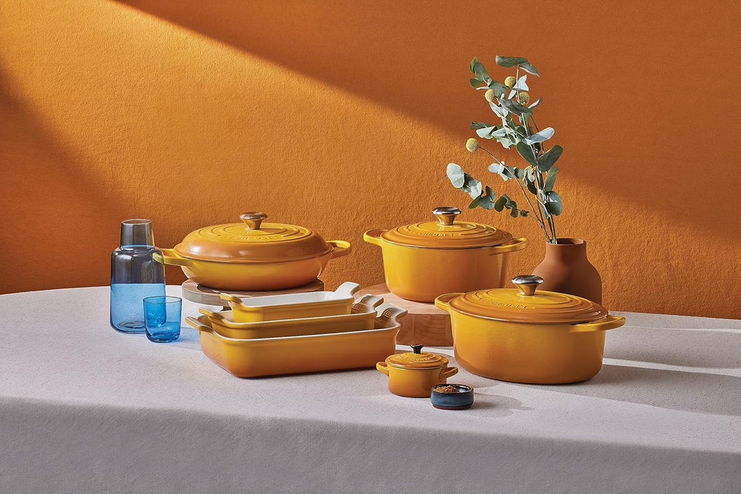 Le Creuset Rechteckige Auflaufform Tradition aus Steinzeug, 26 cm, 2.4 Liter, Nectar, 71102266720001