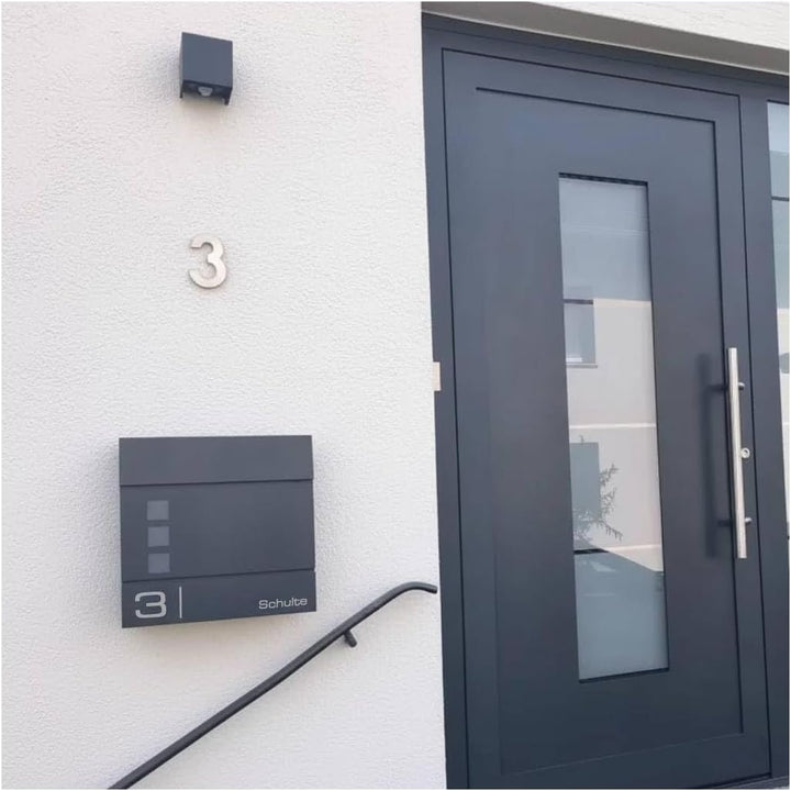 Metzler Briefkasten in Anthrazit RAL 7016 Cube - Name & Hausnummer als Lasergravur - Design Wandbrie