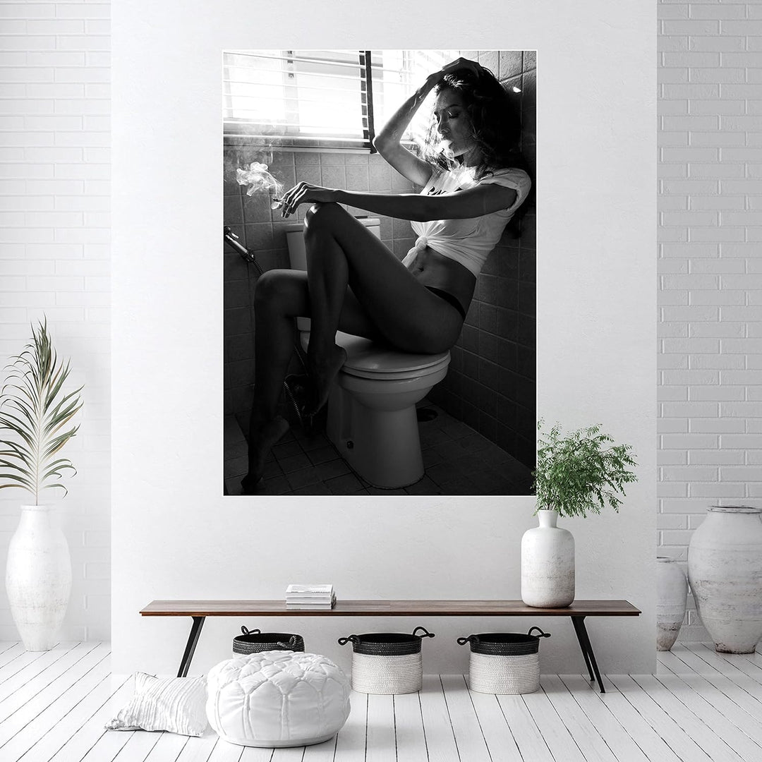 wandmotiv24 Poster als Wanddeko, Grösse Din A0, Model rauchend im Bad, Frau, Fotografie, Schwarz Wei