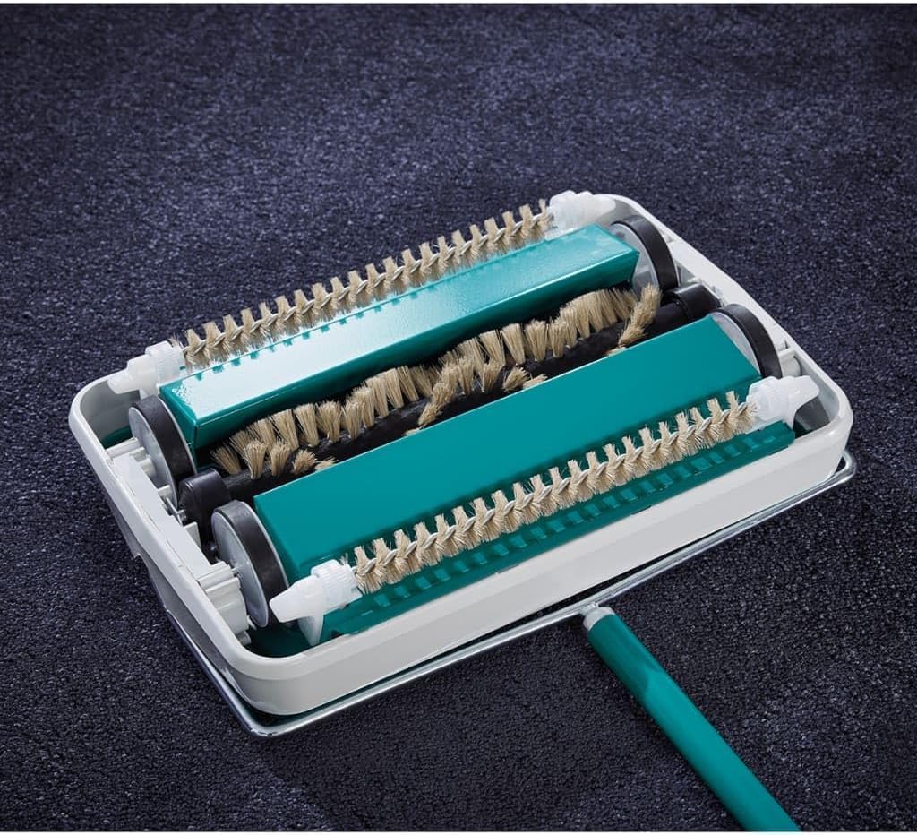 Leifheit Teppichkehrer Regulus Türkis für die schnelle Reinigung, Teppichreinigung verschiedener Tep