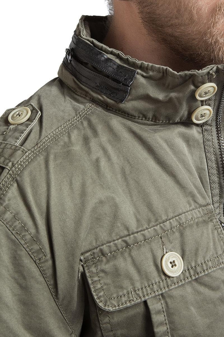 Brandit Winter-Jacket - Stylische Jacke für Herren mit versteckter Kapuze, Stehkragen und Baumwollfu