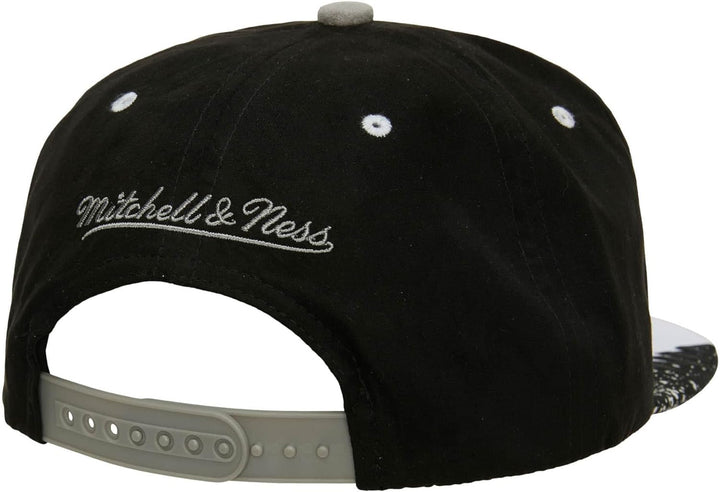 Mitchell & Ness Chicago Bulls Black White Day 5 Snapback Cap Kappe Basecap