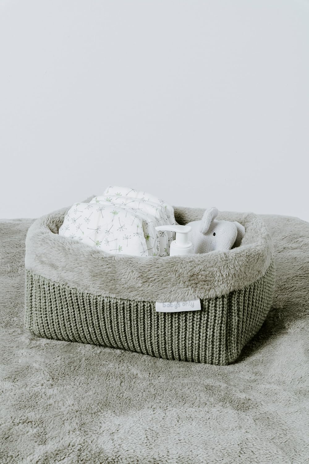 BO Baby's Only - Körbchen Hope - Wickeltisch Organizer - Gestrickte Aufbewahrungsbox für Kinderzimme