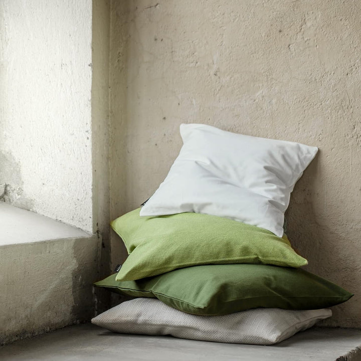 LINUM Annabell Elegant Kissenhülle 50x50 cm 2er-Pack, 100% Baumwolle, Maschinenwaschbar, Dunkel Oliv