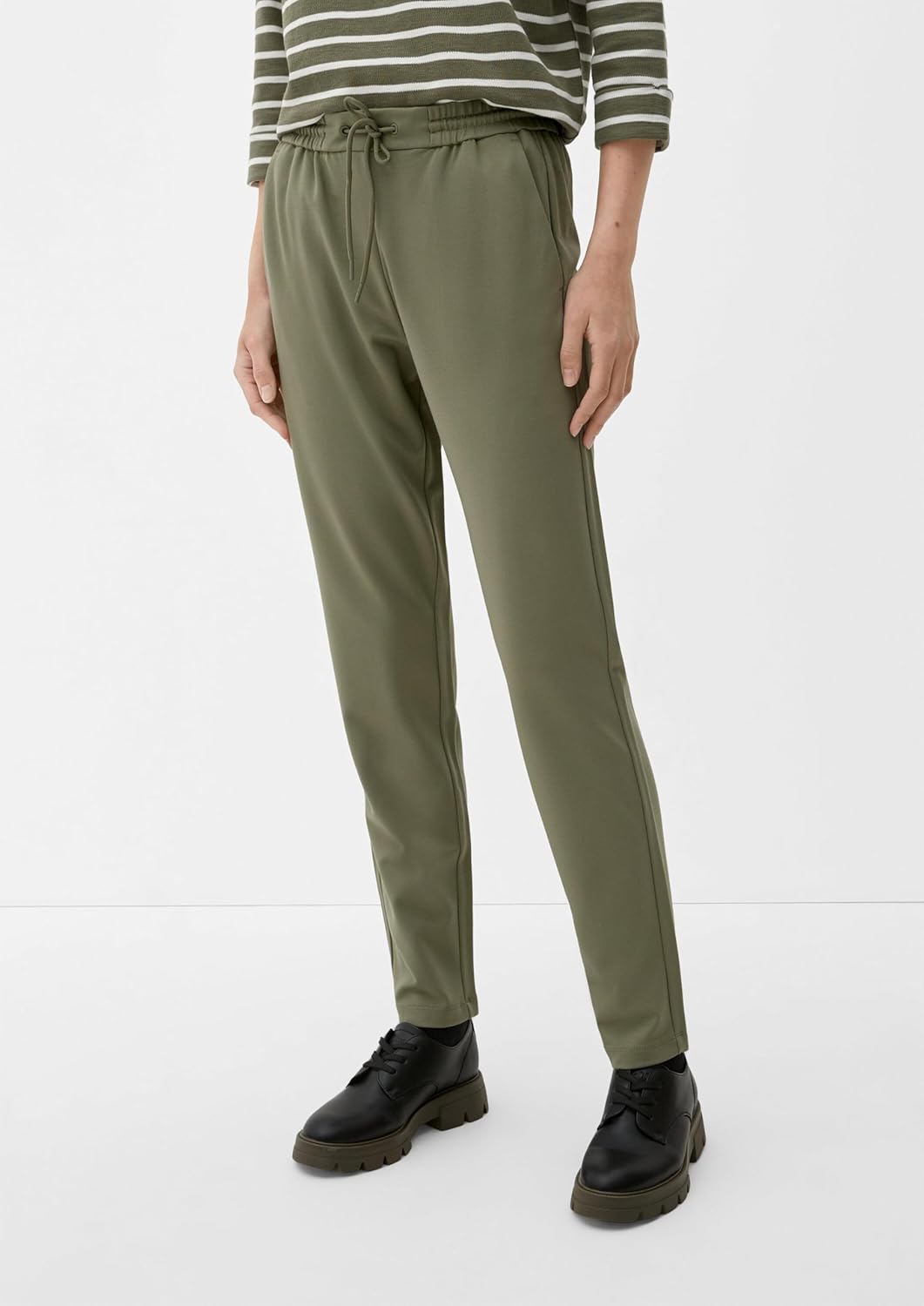 s.Oliver Slim: Jogpants mit elastischem Bund 38W / 28L 7928 Olive, 38W / 28L 7928 Olive