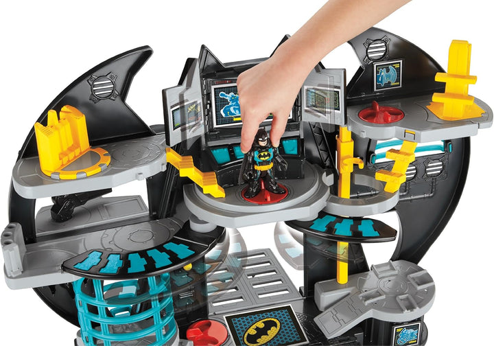Imaginext X7677 Batman Batcave Playset with Batman and Robin Figures, Command Centre, Darts Launcher