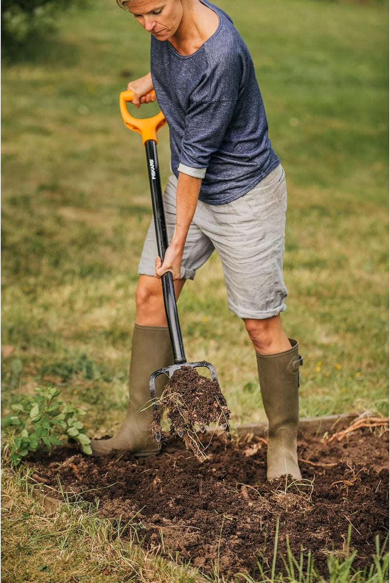 Fiskars Spatengabel für harte, steinige Böden, Mit 4 Zinken, Länge 122 cm, Hochwertige Stahl-Zinken/