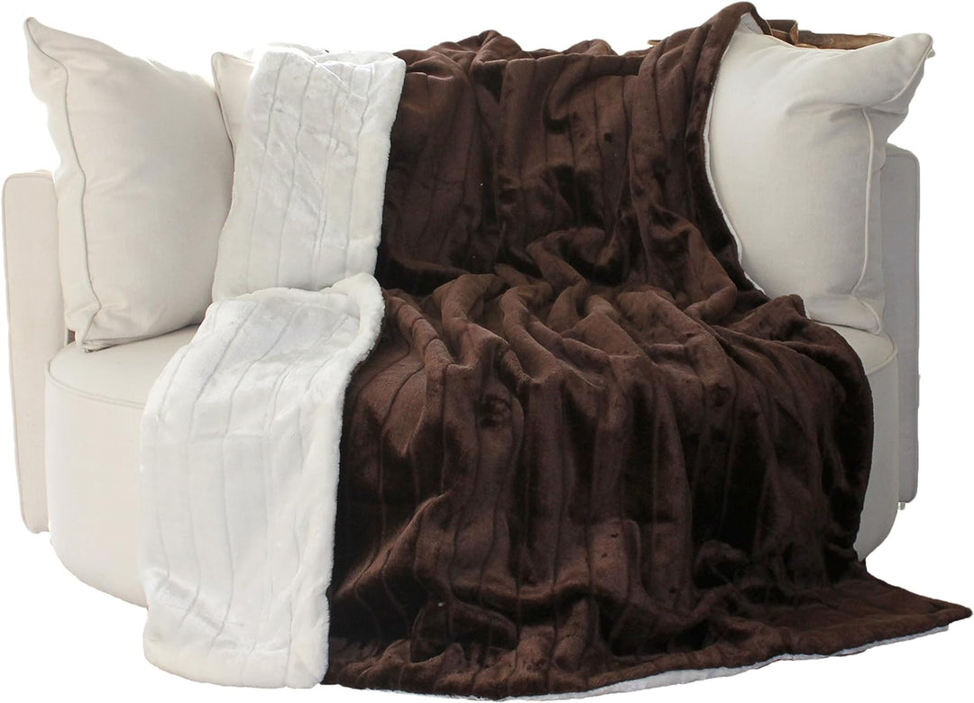 Doppelseitige Felldecke im zweifarbigen Design - Wohndecke Tagesdecke Sofadecke Kuscheldecke -150 x