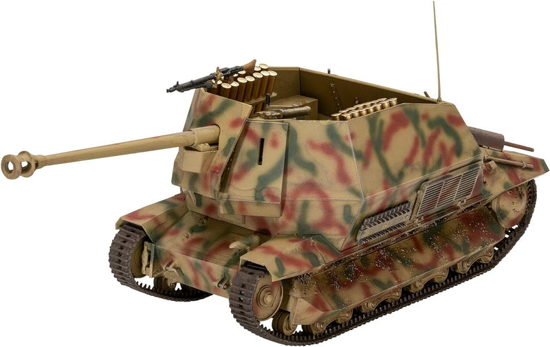 REVELL 03292 03292-Marder I auf FCM 36 Base 1:35 Militär originalgetreuer Modellbausatz für Experten