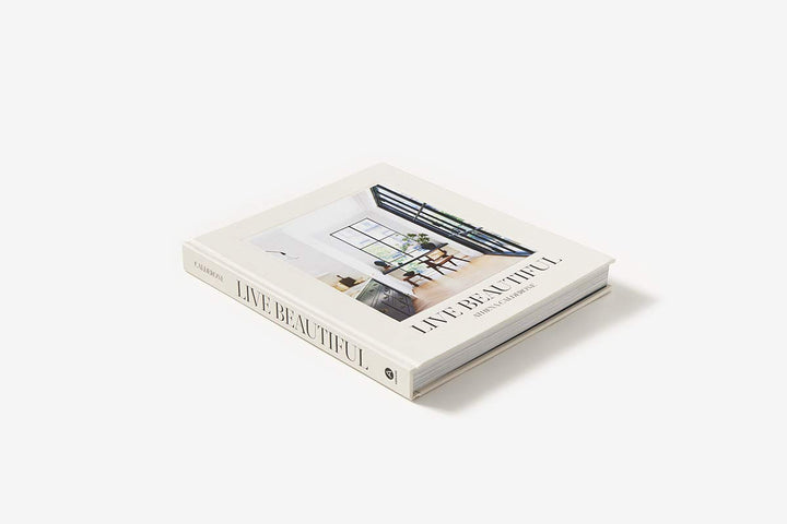 Live Beautiful, Gebundenes Buch