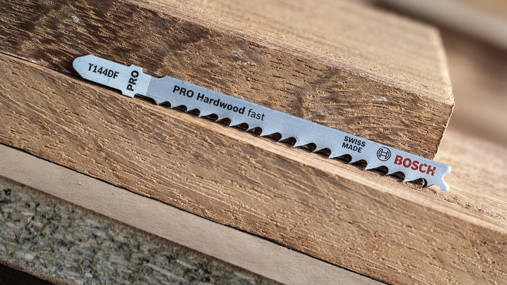 Bosch Professional 25 x Stichsägeblatt T 144 DF Speed for Hard Wood (für hartes Holz, gerader Schnit