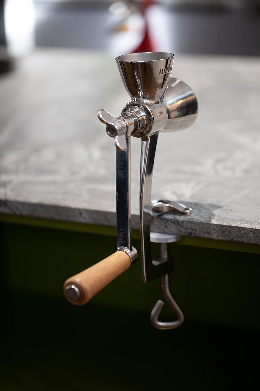 Jupiter Mohnmühle Leinsamenmühle Ölsaatenmühle creme, retro Edelstahl Küchenhelfer Handgerät manuell