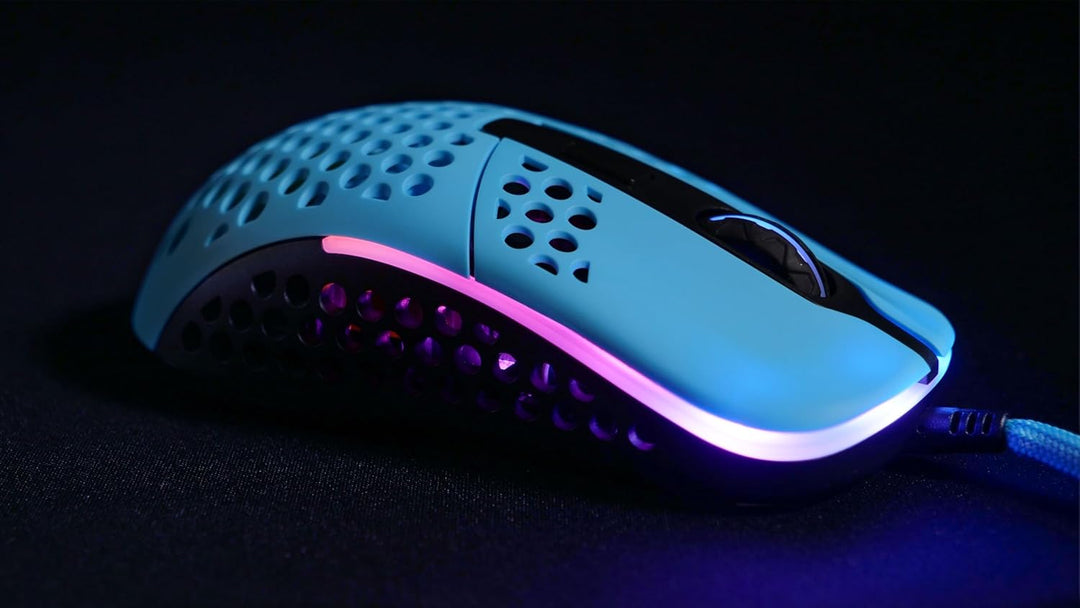 Xtrfy M42 RGB, Ultraleichte Kabelgebundene Gaming-Maus, Hochmoderner Pixart 3389 Sensor, Modulares G