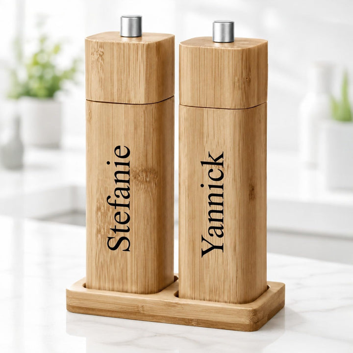 Maverton Bambus Salz und Pfeffermühle mit Aufdruck - Hochzeitsgeschenke für Brautpaar - personalisie