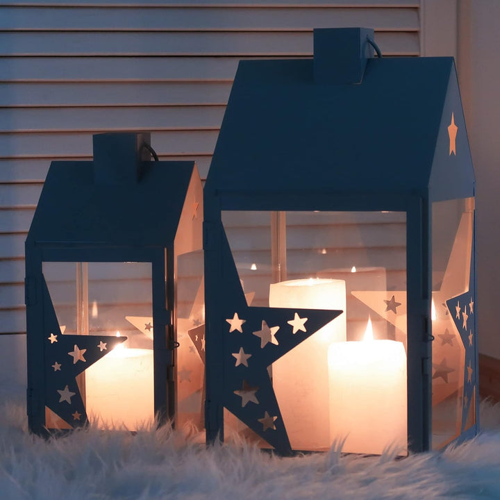 Dekovita 38cm Metall-Laterne Sterne Lichthaus - Gartenlaterne mit Glas-Scheiben - Windlicht Haus Dek
