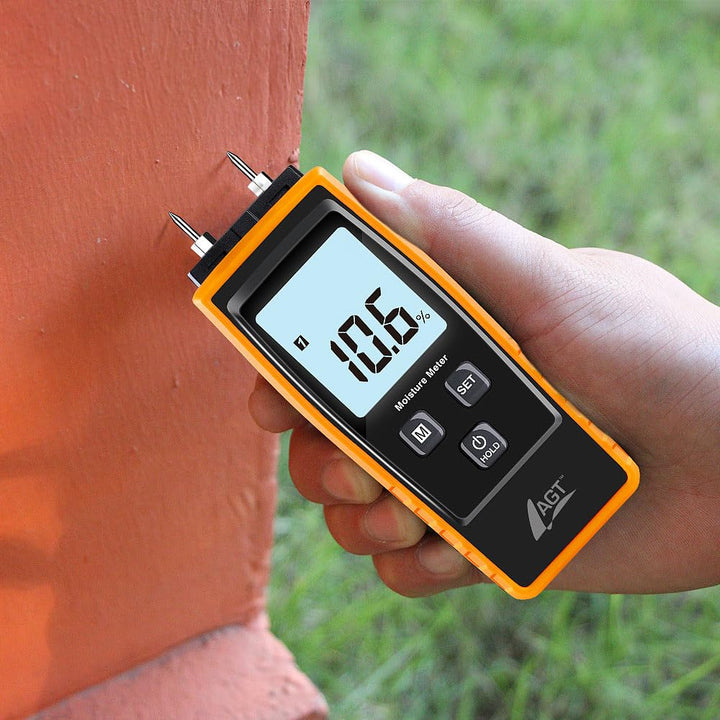 AGT Feuchtigkeitsmessgerät: Mobiler 4in1-Feuchtigkeitsdetektor, Batterie-Betrieb, LCD-Display (Holzf