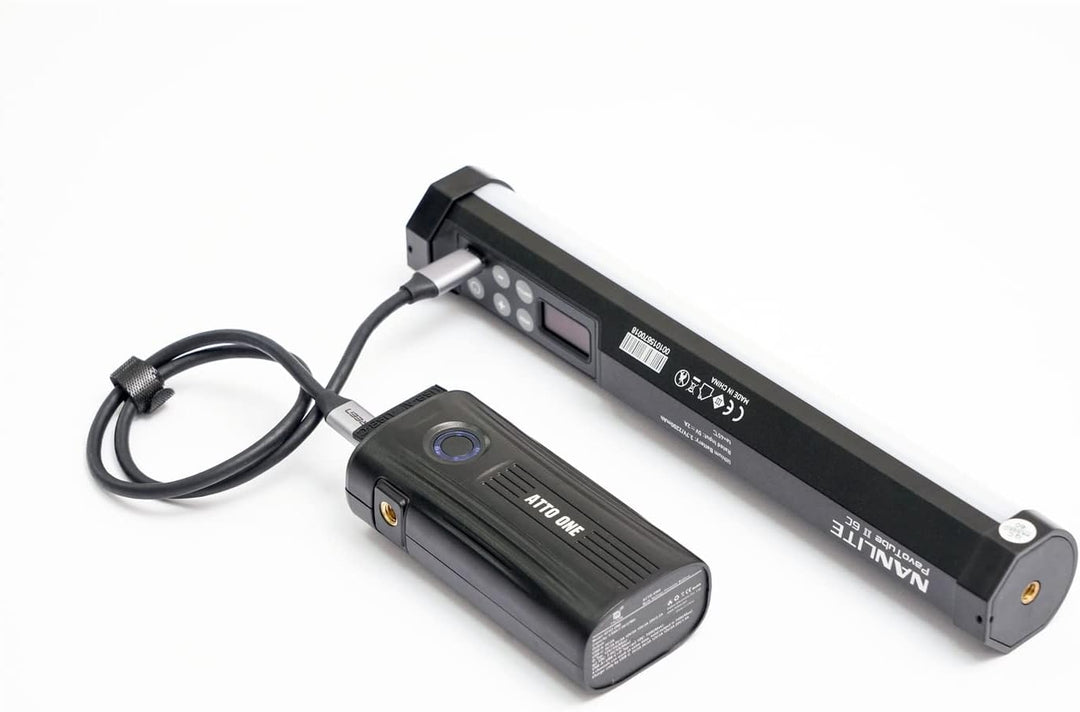 FXLION Mini Multi Voltage Tragbarer wiederaufladbarer Akku ATTO ONE mit D-Tap und USB für Fotolicht,