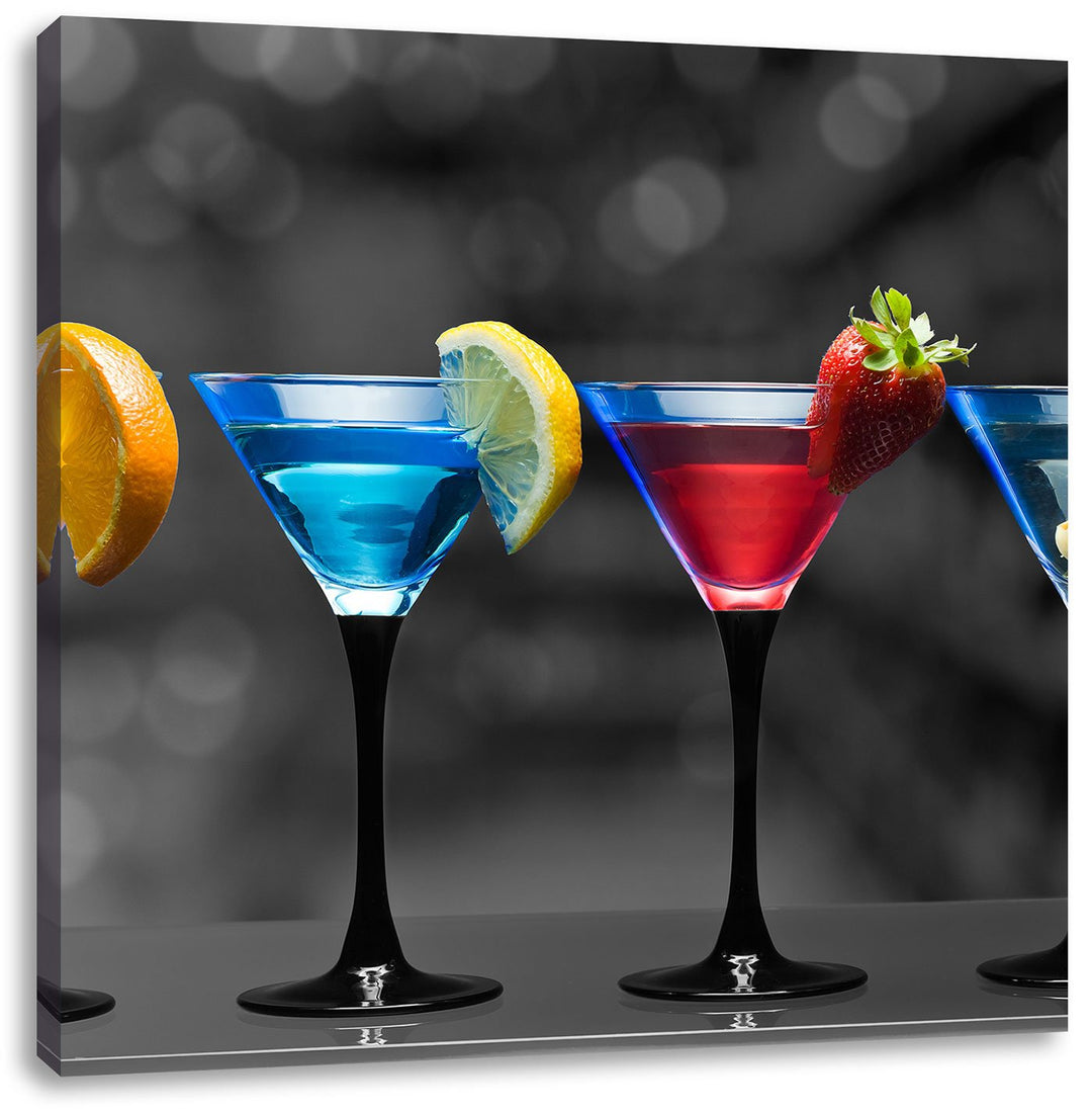 Pixxprint Vier Martinis als Leinwandbild/Grösse: 70x70 cm/Wandbild/Kunstdruck/fertig bespannt, 70x70