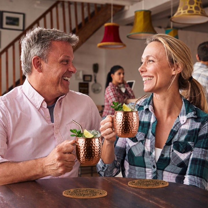 Eligara Moscow Mule Becher Kupferbecher Gehämmert und Handgefertigt Kupfertassen mit 4 Gläsern, 4 Un