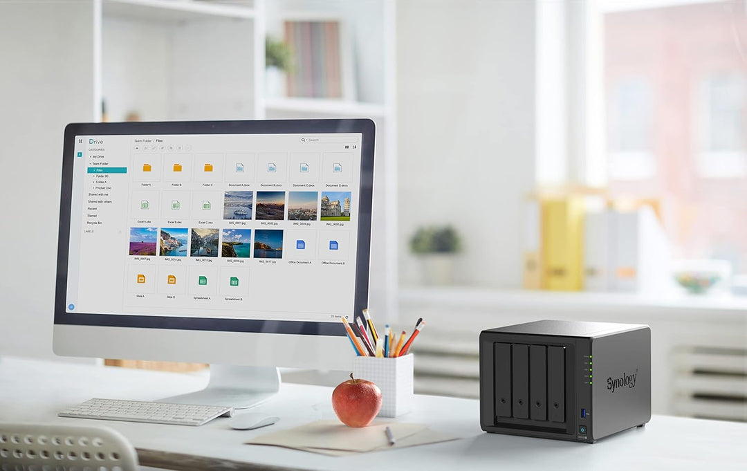 Synology 4 Bay NAS DiskStation DS920+ (ohne Disk), 4 Steckplätze; 4 GB DDR4 4-bay; 4GB DDR4 DS920+,