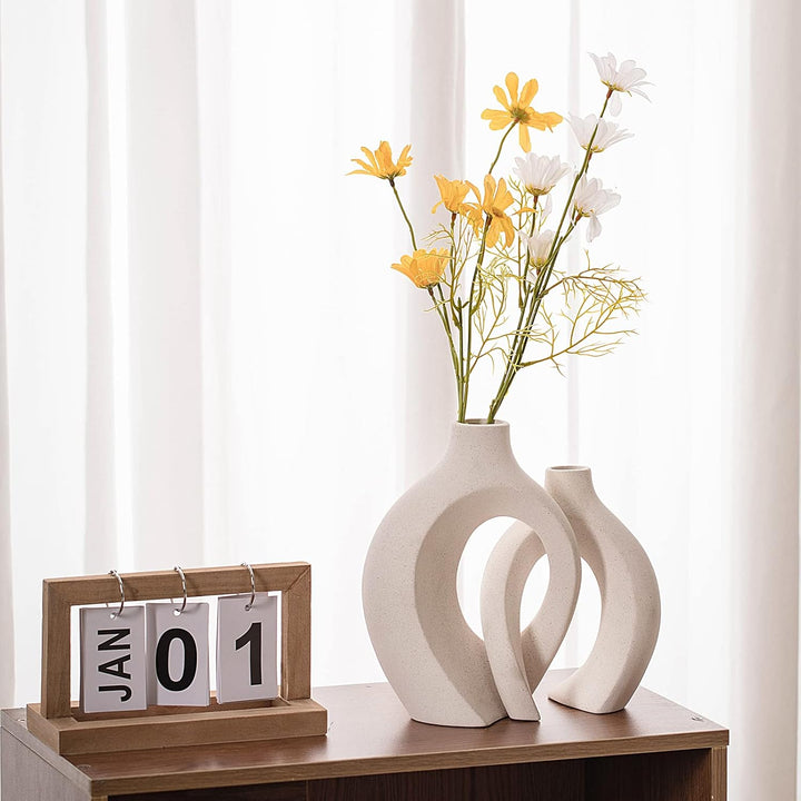 Levvohd Weisse hohle Keramikvase, 2er-Set, runde moderne Vase für nordische minimalistische Stildeko
