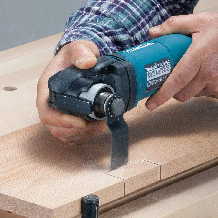 Makita TM3010CK/2 240V Multi-Tool Supplied In A Carry Case