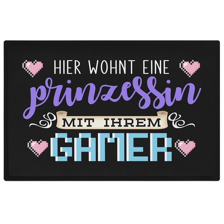Trendation - Zocker Fussmatte Geschenk Hier Wohnt Eine Prinzessin Mit Ihrem Gamer Lustig 60x40 cm