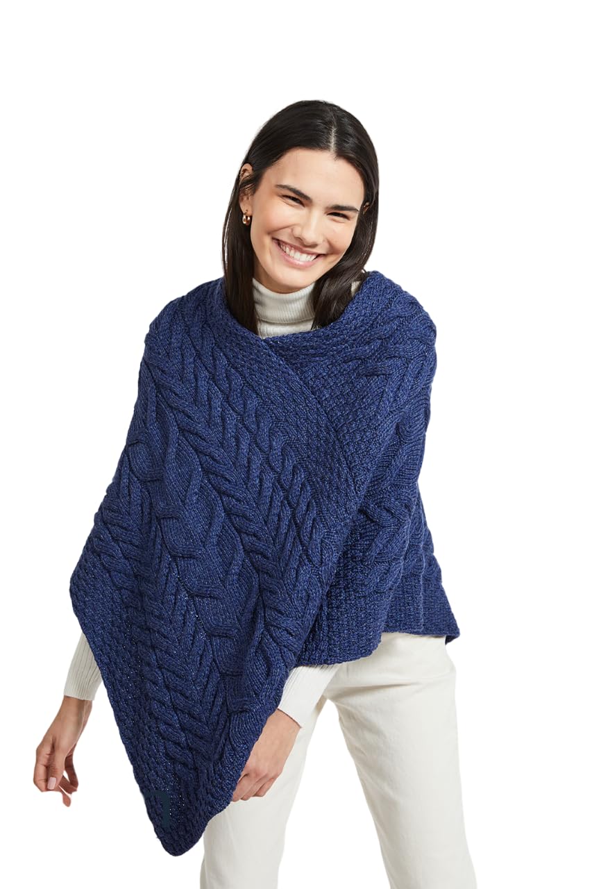 Aran Woollen Mills Superweicher Stilvoll Poncho aus 100% Merinowolle Einheitsgrösse Blau, Einheitsgr