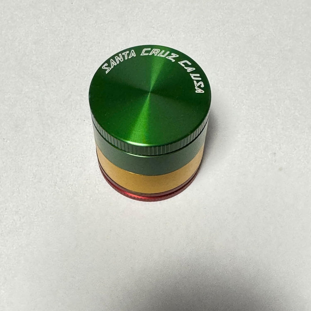 Santa Cruz Shredder Kräutermühle aus Metall, gerändelt, für stärkeren Griff, 3 Stück, klein, 4,3 cm
