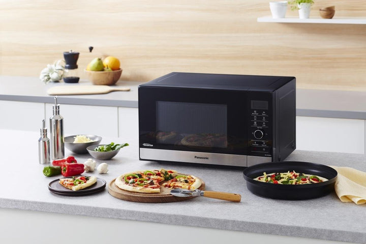 Panasonic NN-GD38HSGTG Mikrowelle mit Grill (1000 W, Dampfgarer, Steamer, Kombimikrowelle, Pizza-Pfa