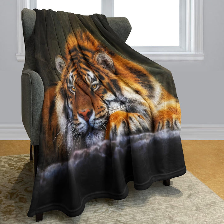 YISUMEI Decke 150x200 cm Kuscheldecken Sanft Flanell Weich Fleecedecke Tagesdecke Tiger kniend 150 x
