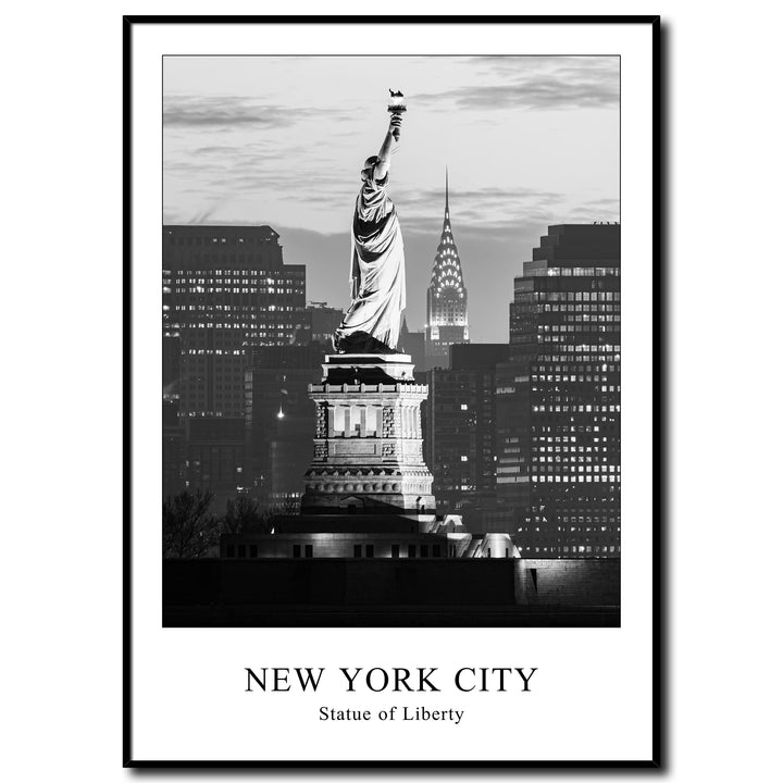 daazoo Rahmenbild Statue of Liberty & Chrysler Building | Wandbild mit Rahmen schwarz Hochformat | B