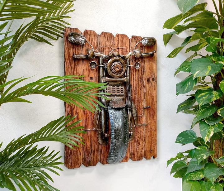 Metall Wandbild Motorrad auf braunen Holz-Planken 55 x 75cm Wand-Deko retro look vintage Skulptur, M