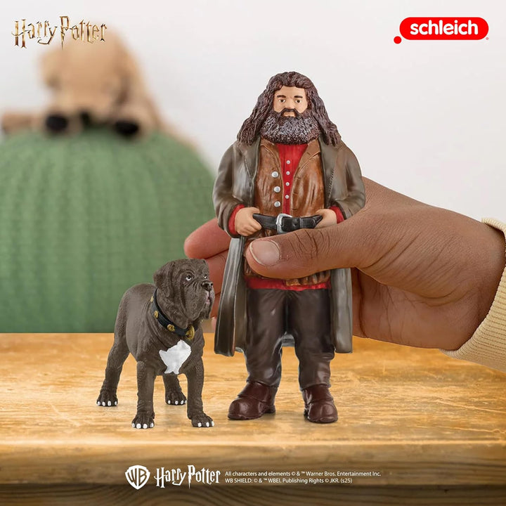 schleich 42638 Hagrid &amp; Fang, ab 6 Jahren, Harry Potter - Spielfigur, 8 x 11,5 x 13 cm, Mehrfarbig/M