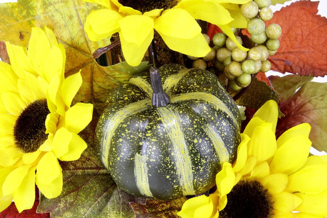 Gesteck aus Sonnenblumen mit Kürbis im Apfel-Topf Kunstblumen Arrangement Künstlich Deko Tischdeko H
