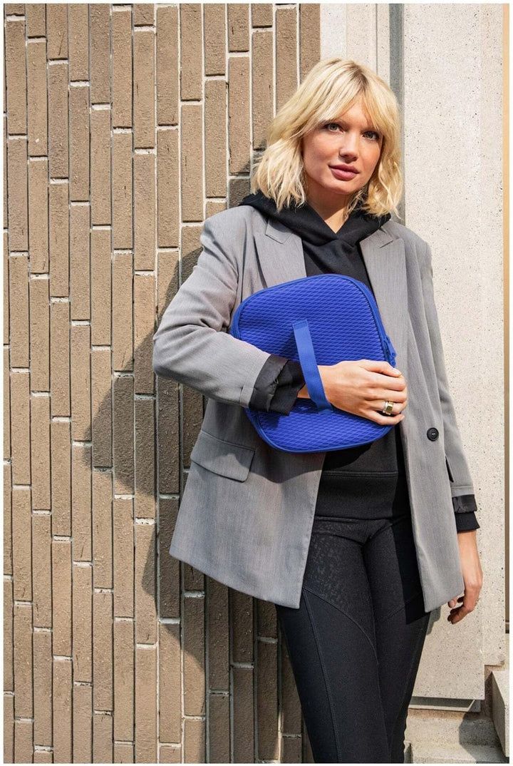 reisenthel coolerbag M Pocket mesh royal Blue – Kühltasche mit Obermaterial aus recycelten PET-Flasc