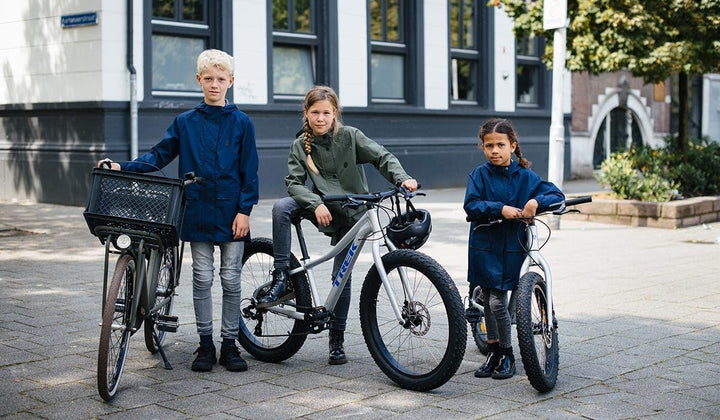 AGU Go Parka Kids Regenjacke Essential | Wind- und Wasserdicht | Blau | 140
