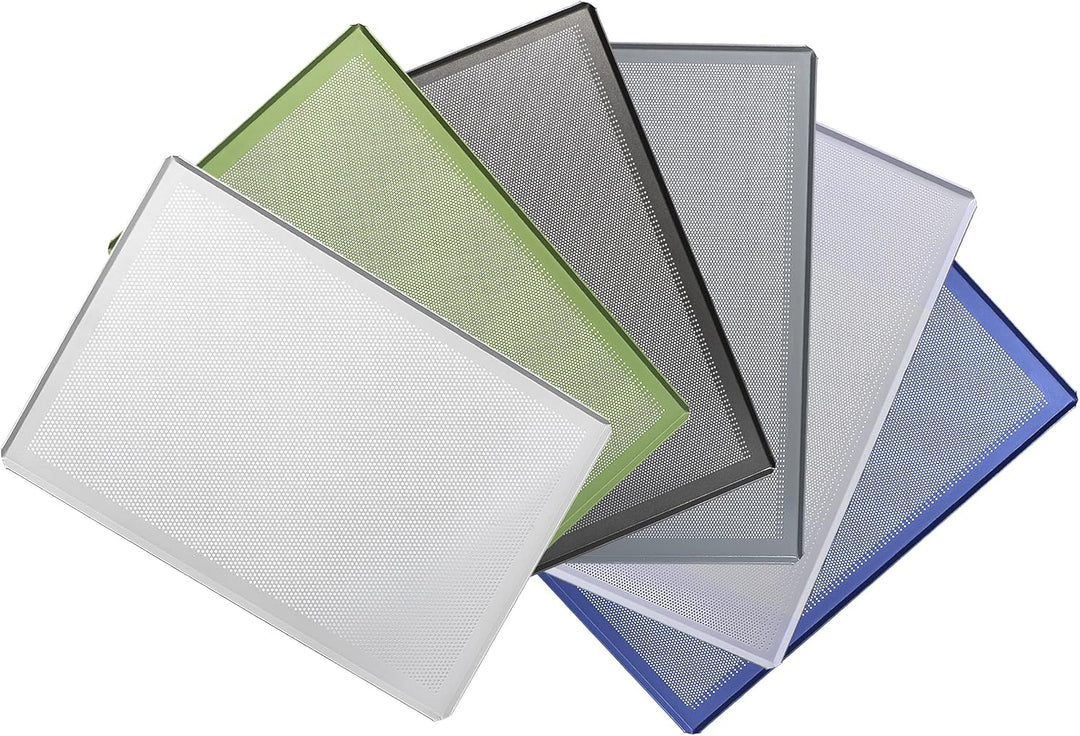 Antihaftbeschichtete Alu-Backform gelocht, 60 x 40 mit professioneller Sweetfood Beschichtung Ideal