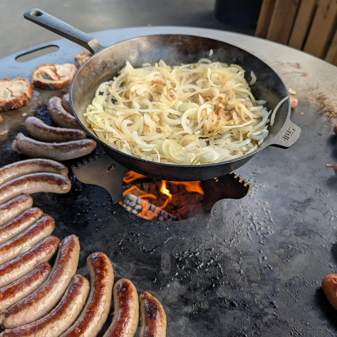Grillrost.com Das Original Dutch Oven Gestell für Feuerplatte - steckbar und sicher - aus Edelstahl,