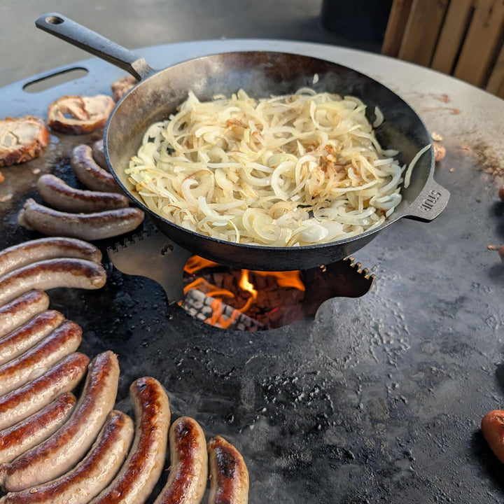 Grillrost.com Das Original Dutch Oven Gestell für Feuerplatte - steckbar und sicher - aus Edelstahl,