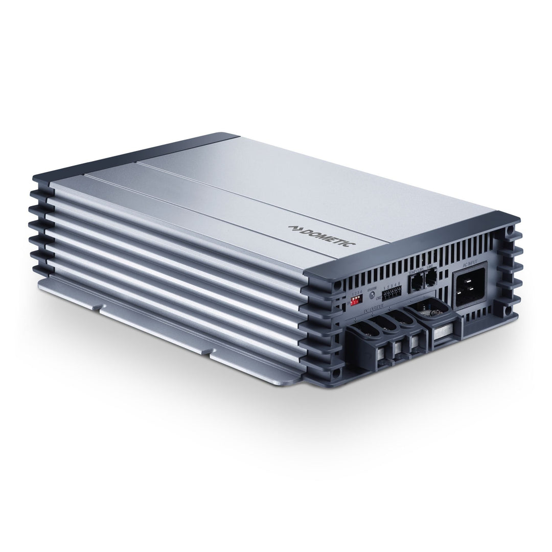 Dometic PerfectCharge MCA 1250, IU0U Auto Batterie-Ladegerät, 12 V, 50 A, 3-Batterien gleichzeitig f