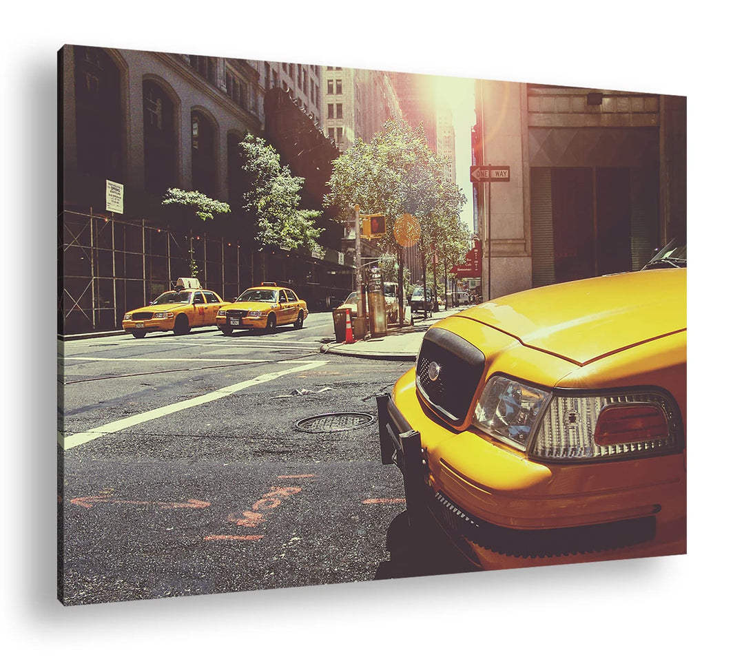 deyoli klassische Taxis in New York Format: 80x60 als Leinwandbild, Motiv fertig gerahmt auf Echthol