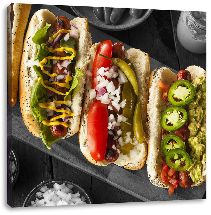 Pixxprint Delikate Hotdogs als Leinwandbild/Grösse: 70x70 cm/Wandbild/Kunstdruck/fertig bespannt, 70