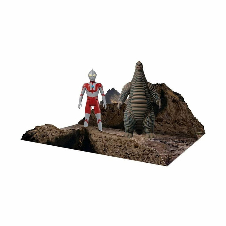 Mezco Ultraman and Red King 5 Points Action Figure Boxed Set