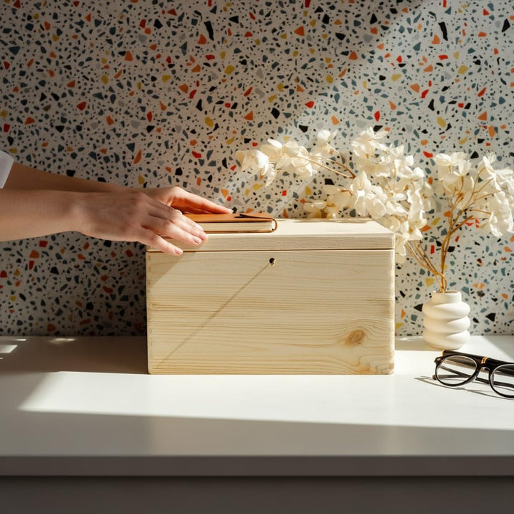 Creative Deco XXL Grosse Holzkiste mit Deckel und Schlüssel | 40x30x24 cm (+/-1cm) | Ostern Holztruh