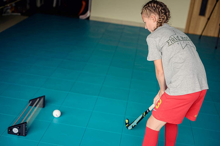 Training aid to Improve Ball Control - Field Hockey REBOUNDER