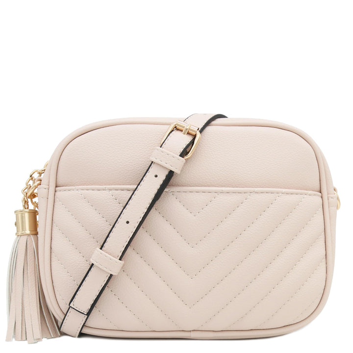 FashionPuzzle Chevron gesteppte Crossbody-Kameratasche mit Kettenriemen und Quaste Nude, Nude