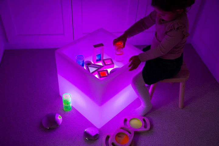 TickiT Sensorischer Stimmungs-Spielwürfel, LED Farbwechsel-Lichttisch, Spiel- und Entdeckerwürfel, A