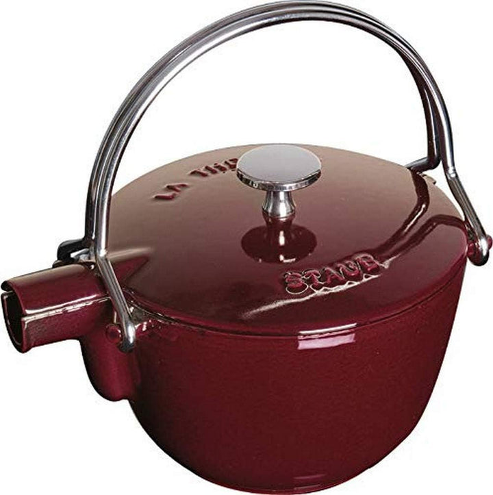 Staub 1650087 Teekanne/Wasserkessel, rund 16,5 cm, 1,15 L mit mattschwarzer Emaillierung Im Inneren