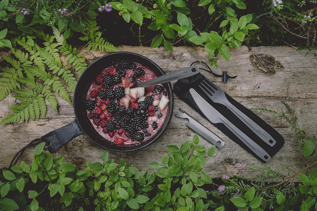 Titan Besteckset – ultraleichtes Outdoor Campingbesteck mit Messer, Gabel, Löffel, Flaschen- und Dos